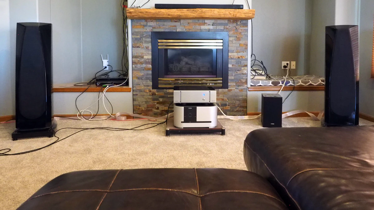 Galibier Design - Pass Labs XA-25 Amp Demo on Rockports